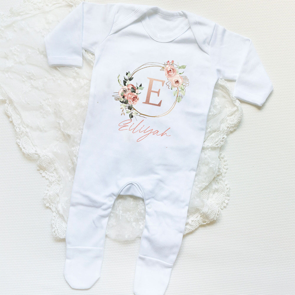 Baby Clothing Name - Kişiselleştirilmiş Kız Bebek Sleepsuit Dünyaya Hoş